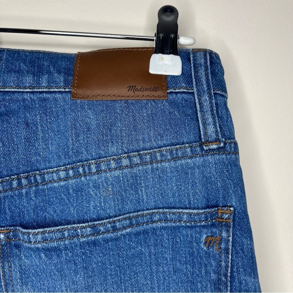 NWOT MADEWELL The Classic Straight Distressed Jean in Novello Wash - Picture 12 of 12
